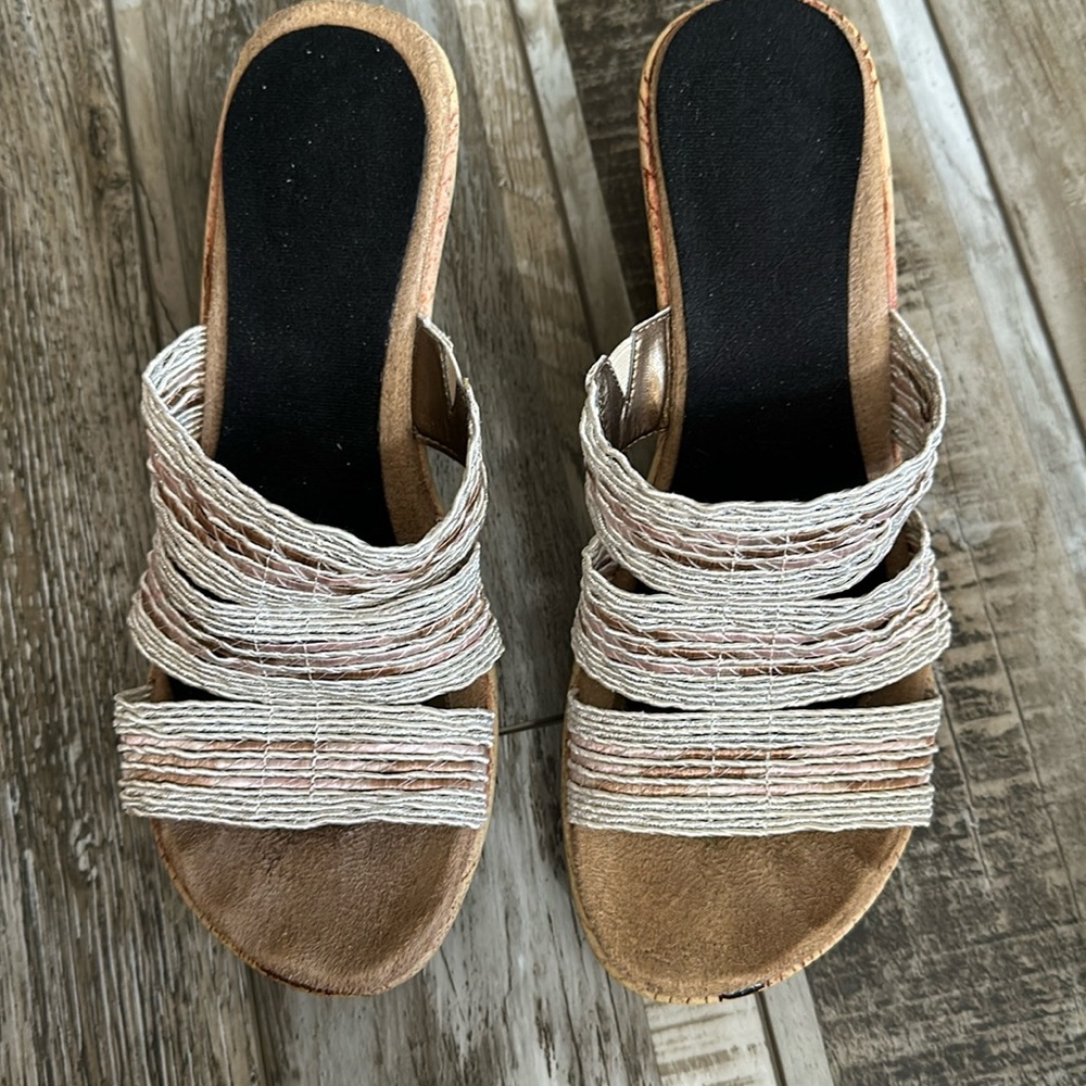 Shoes 8.5